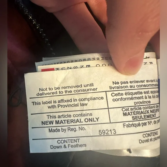 Canada Goose Lorette Parka in Burgundy women’s size XS elderberry - Picture 10 of 16